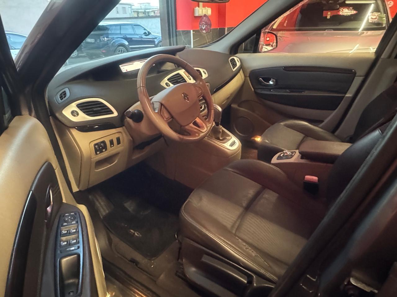 Renault Scenic Scénic X-Mod 1.5 dCi 110CV EDC Luxe automatico