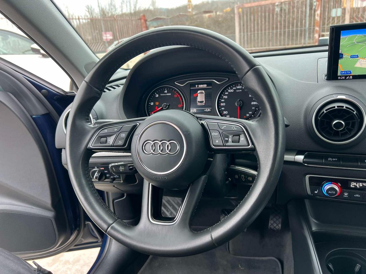 Audi A3 1.6 TDI 116 CV S tronic -PELLE-XENO