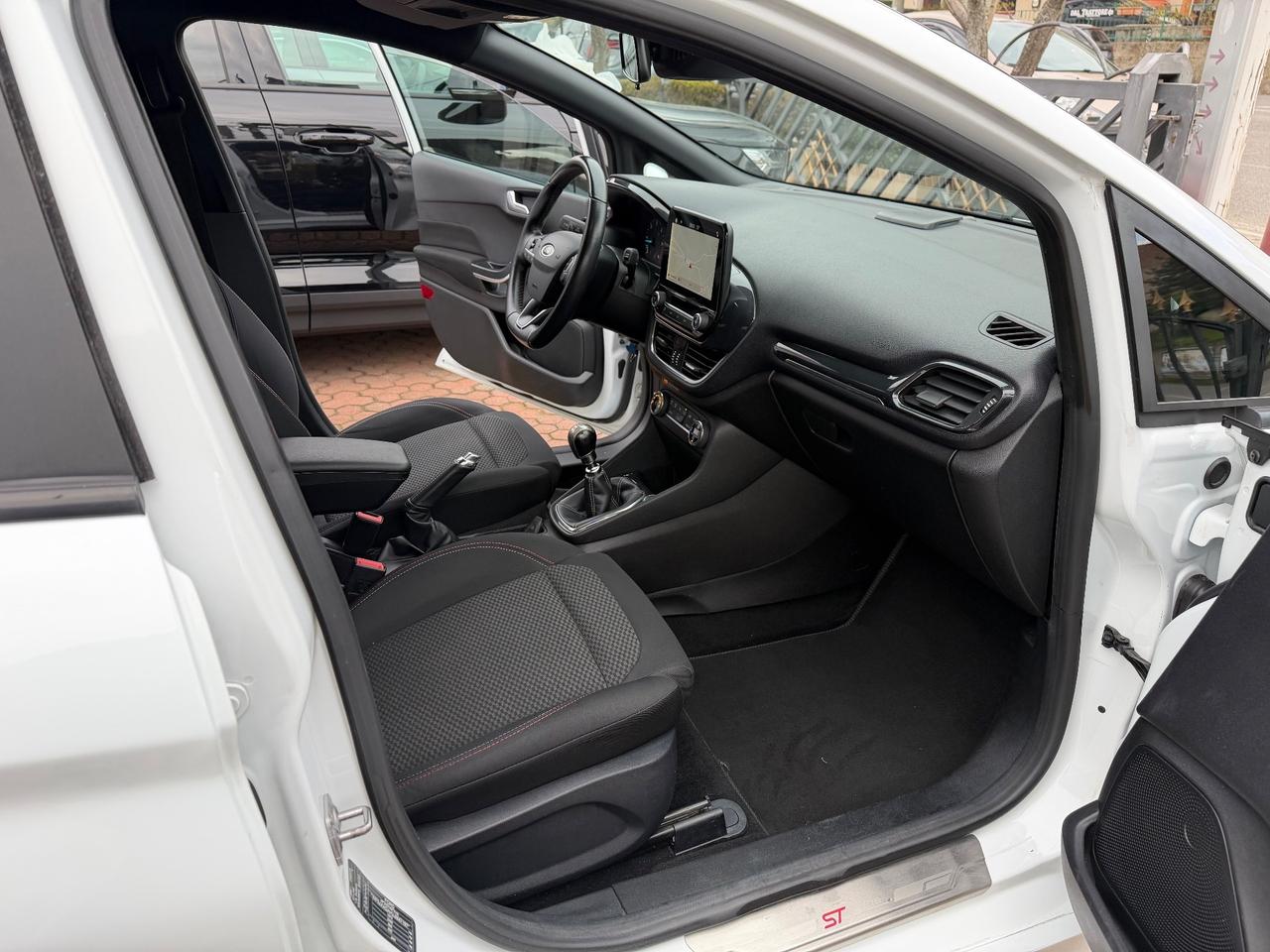 Ford Fiesta 1.5 TDCi 5 porte ST-Line