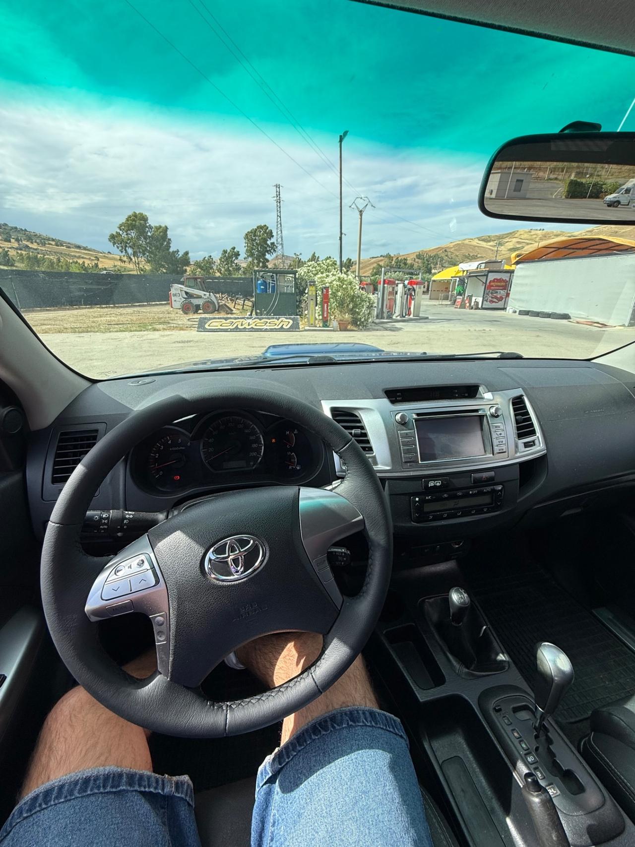 Toyota Hilux 3.0 D-4D aut.4WD 4p. DC Stylex
