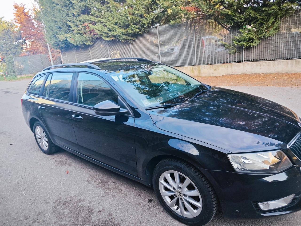 Skoda Octavia 1.6 TDI CR 105 CV Wagon Ambition