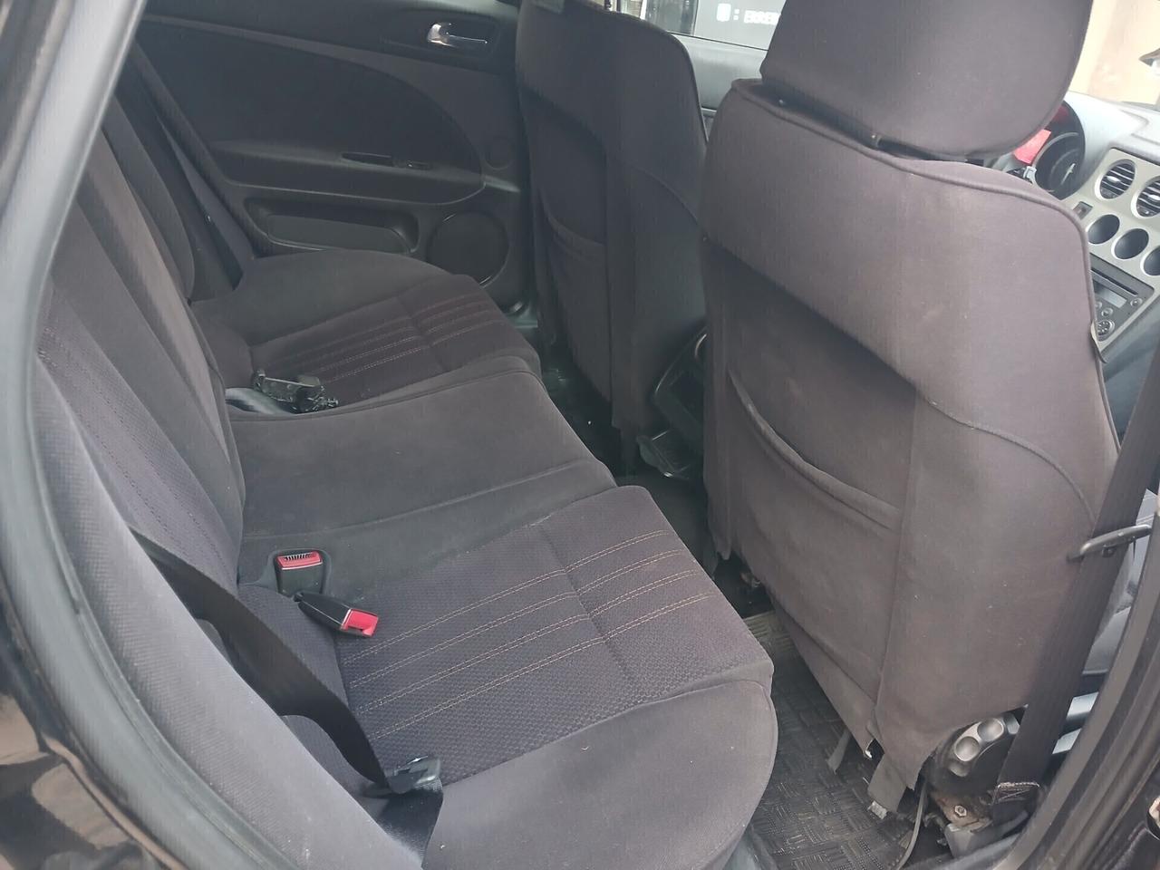 Alfa Romeo 159 1.9 JTDm Sportwagon