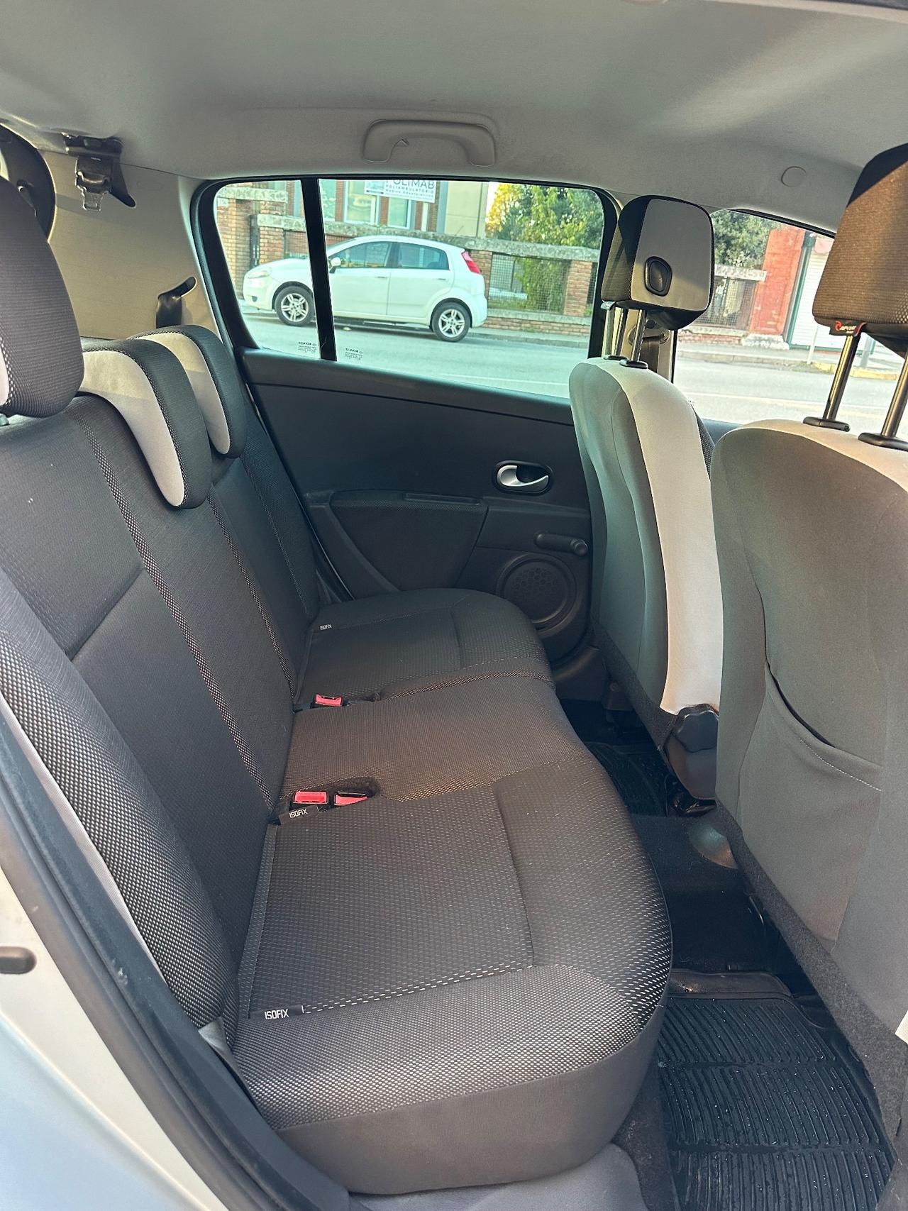 Renault Clio 1.2 16V 5 porte Rip Curl