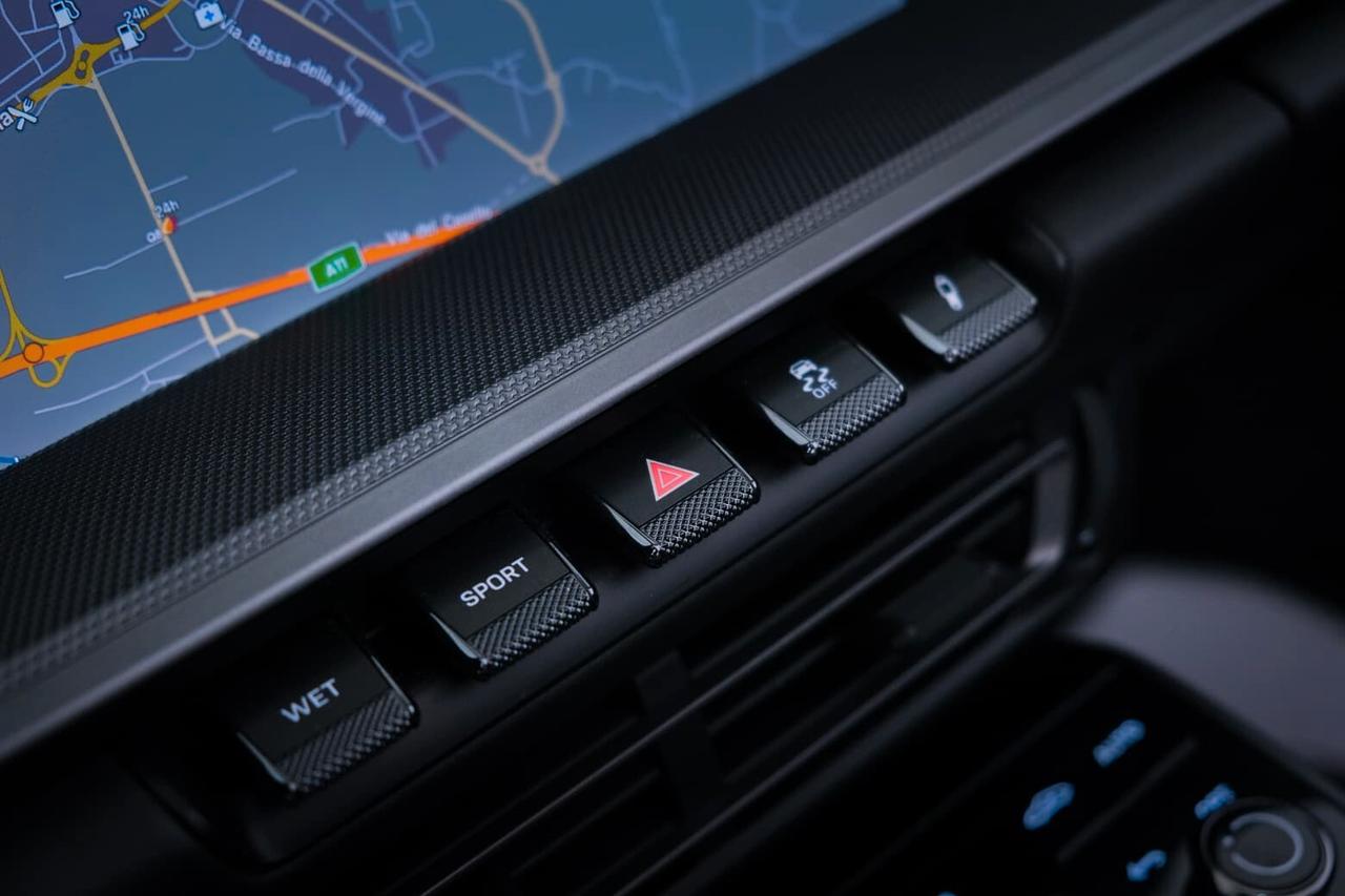 Porsche 911 Cabrio 3.0 Carrera auto