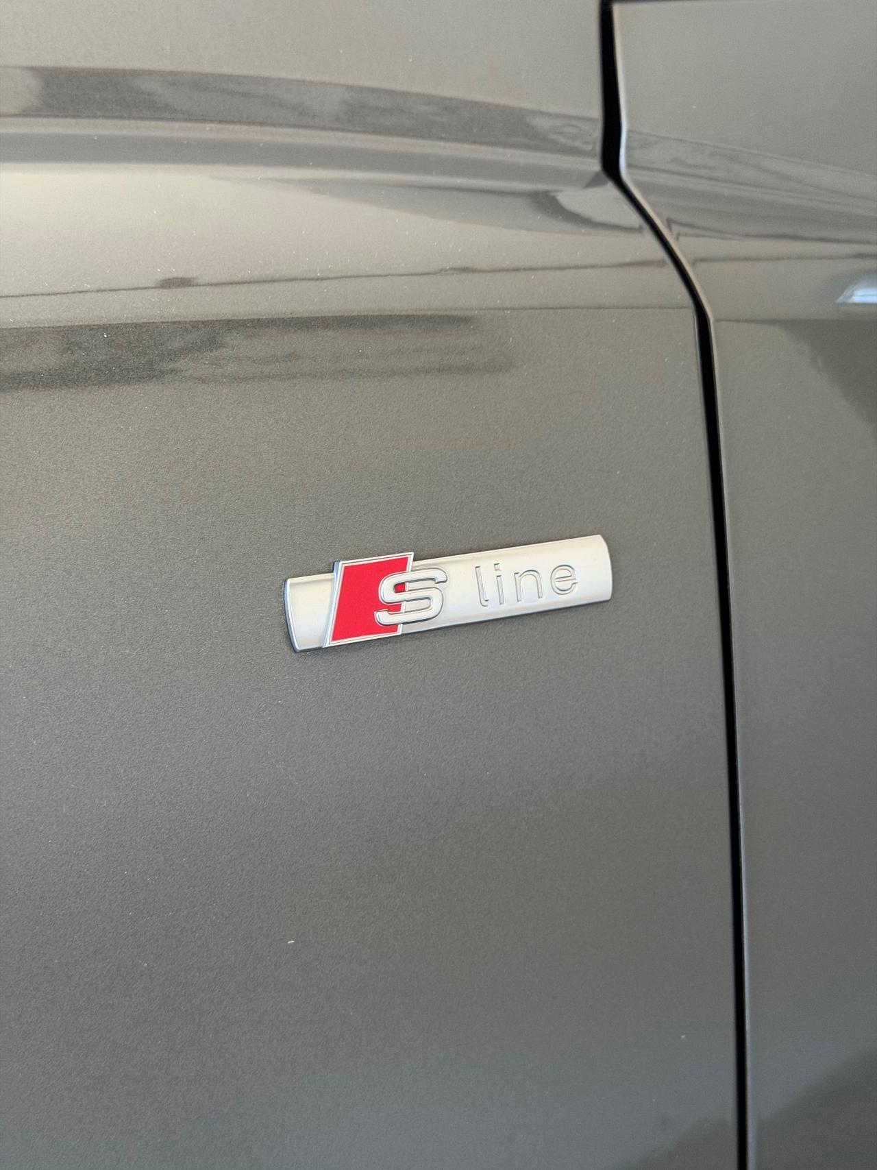 Audi Q3 35 2.0 Tdi 150CV S line STronic