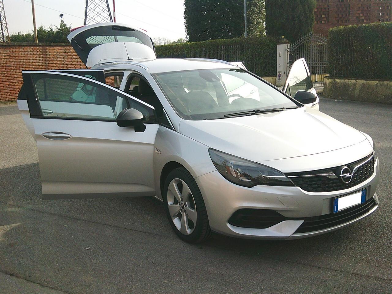 Opel Astra 1.5 CDTI 105 CV S&S Sports Tourer Business Elegance