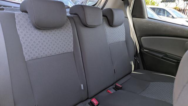 TOYOTA Yaris 1.4d 90cv NAVI CERCHI IN LEGA