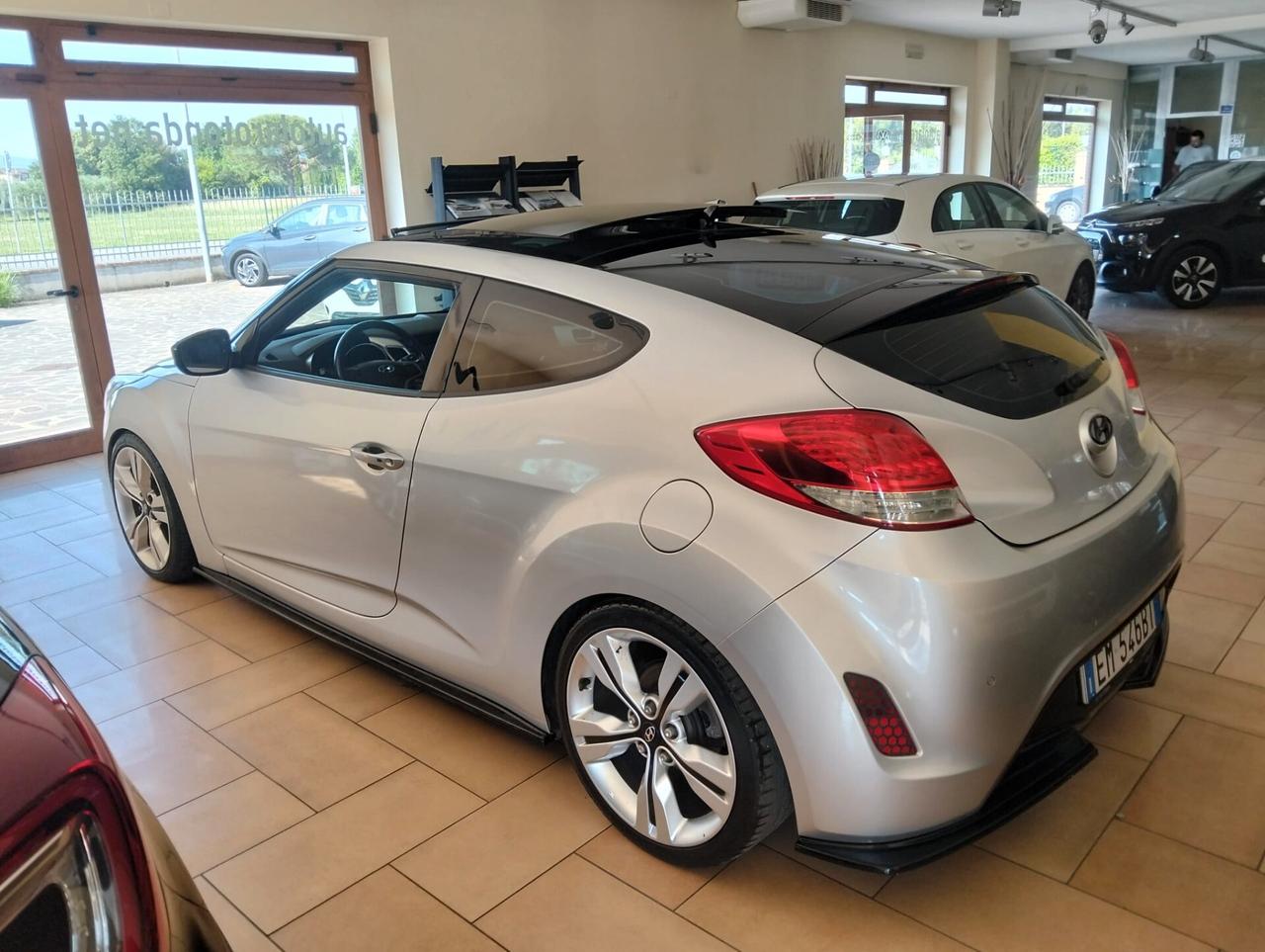 Hyundai Veloster 1.6 GDI Sport gpl