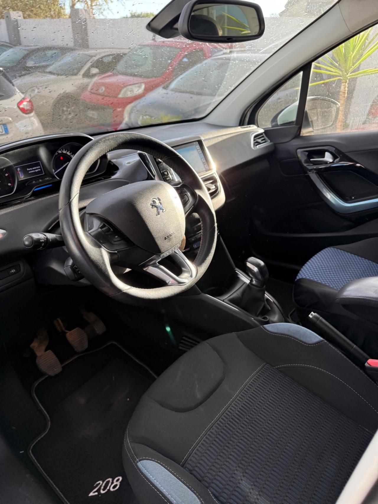 Peugeot 208 1.6 e-HDi 92 CV Stop&Start 5 porte Allure