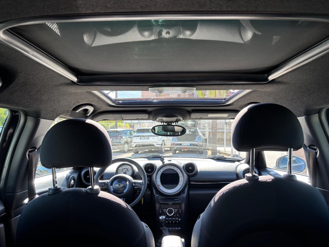 MINI COOPER D COUNTRYMAN ALL 4 TETTO APRIBILE