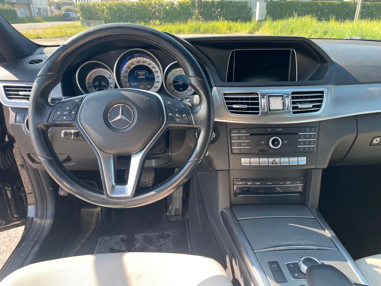 Mercedes-benz E 250 E 250 BlueTEC S.W. 4Matic Automatic Executive