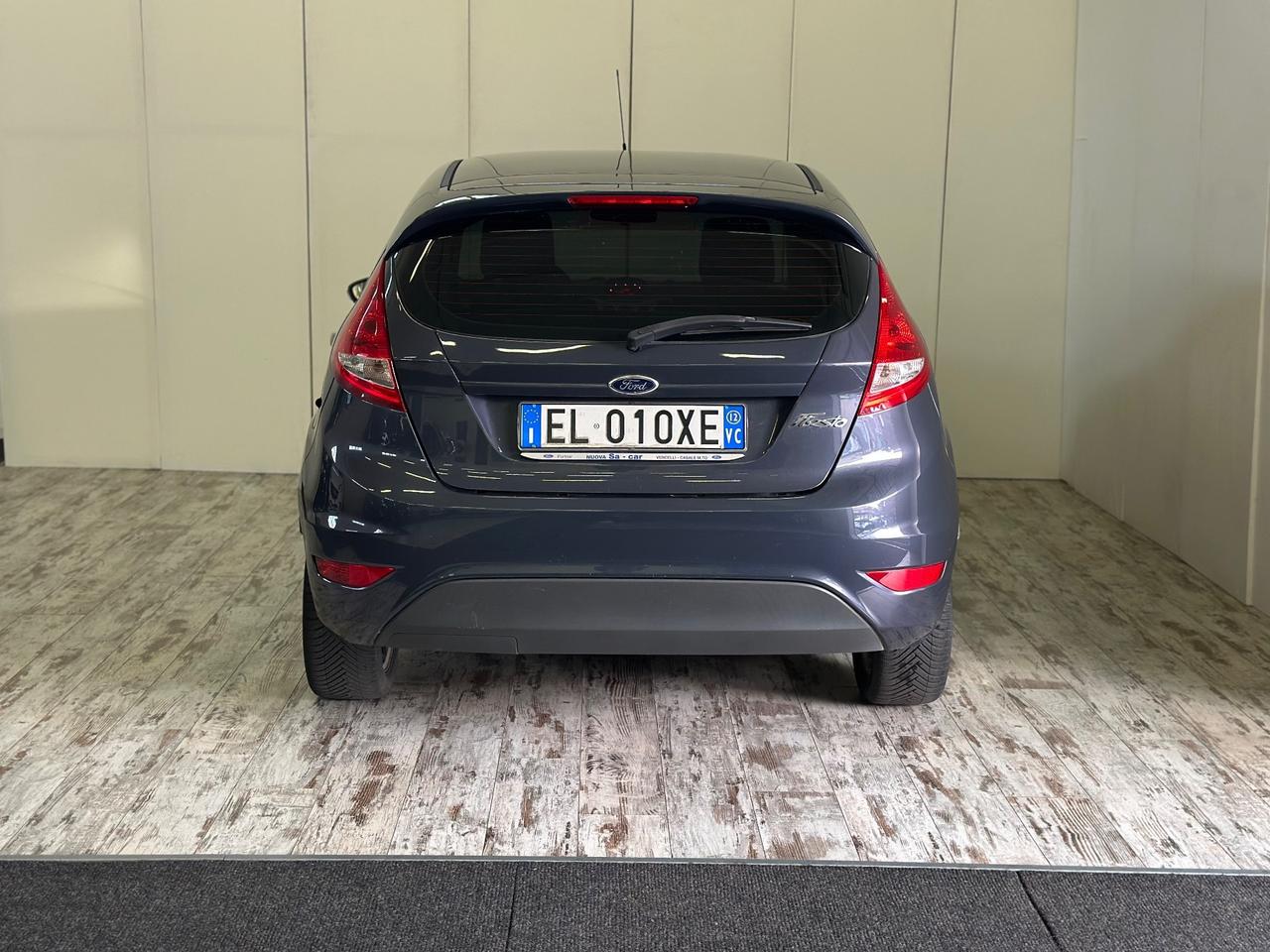 Ford Fiesta 1.2 Benzina 5 porte Titanium Ok Neopatentati