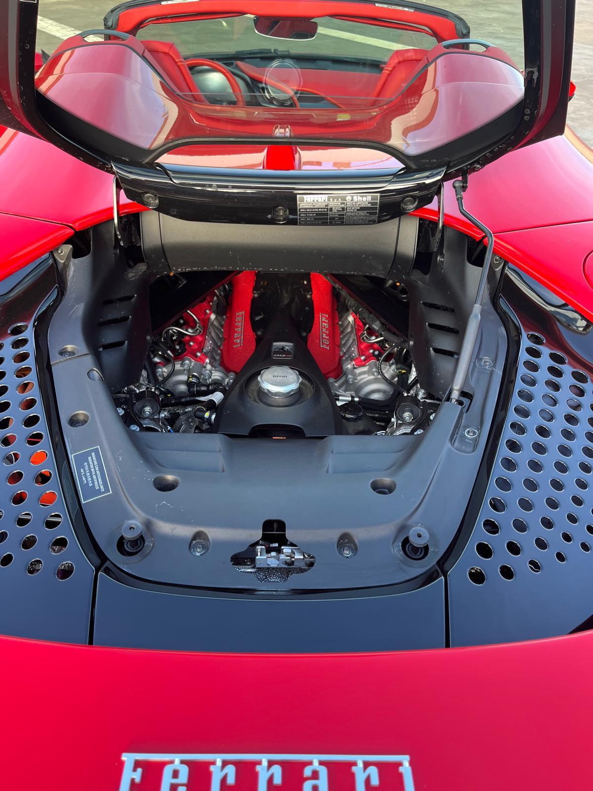 Ferrari SF90 Spider