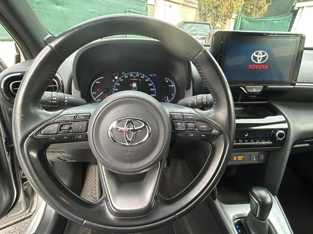 Toyota Yaris Cross 1.5 Hybrid 5p. E-CVT AWD-i Adventure