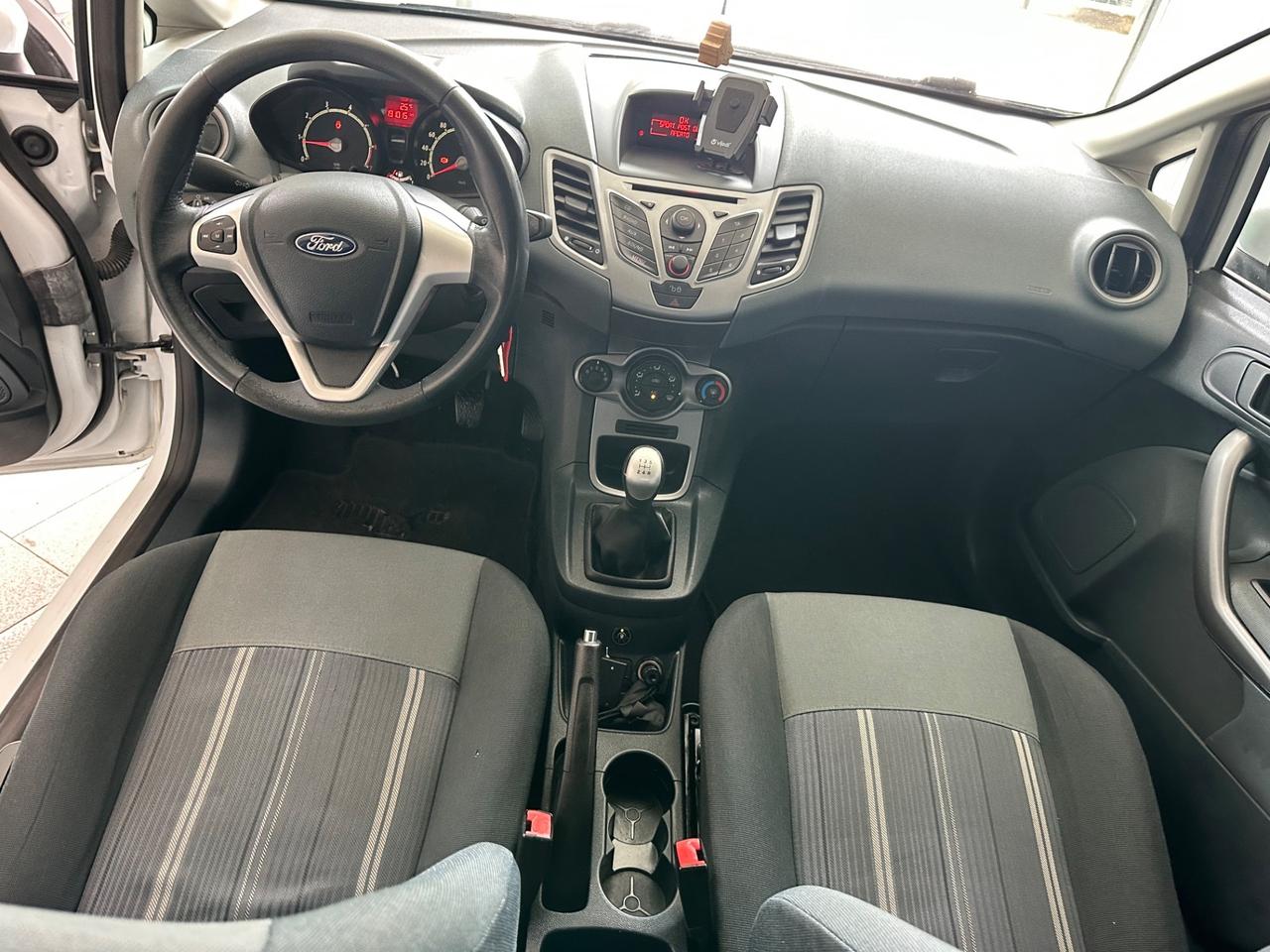 Ford Fiesta 1.4 5 porte Bz.- GPL Titanium