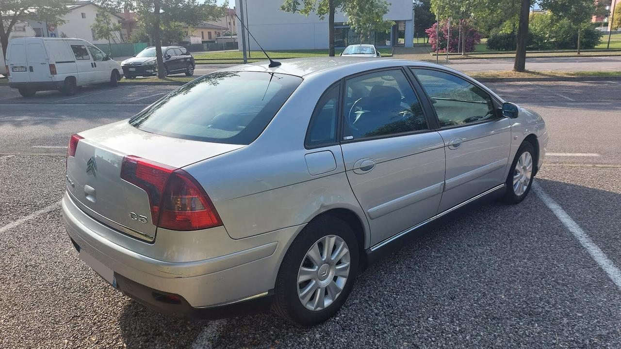 Citroen C5 2.2 B-T HDi FAP Executive