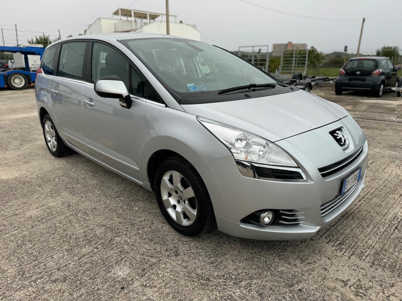 Peugeot 5008 1.6 HDi 112CV Business 7 posti