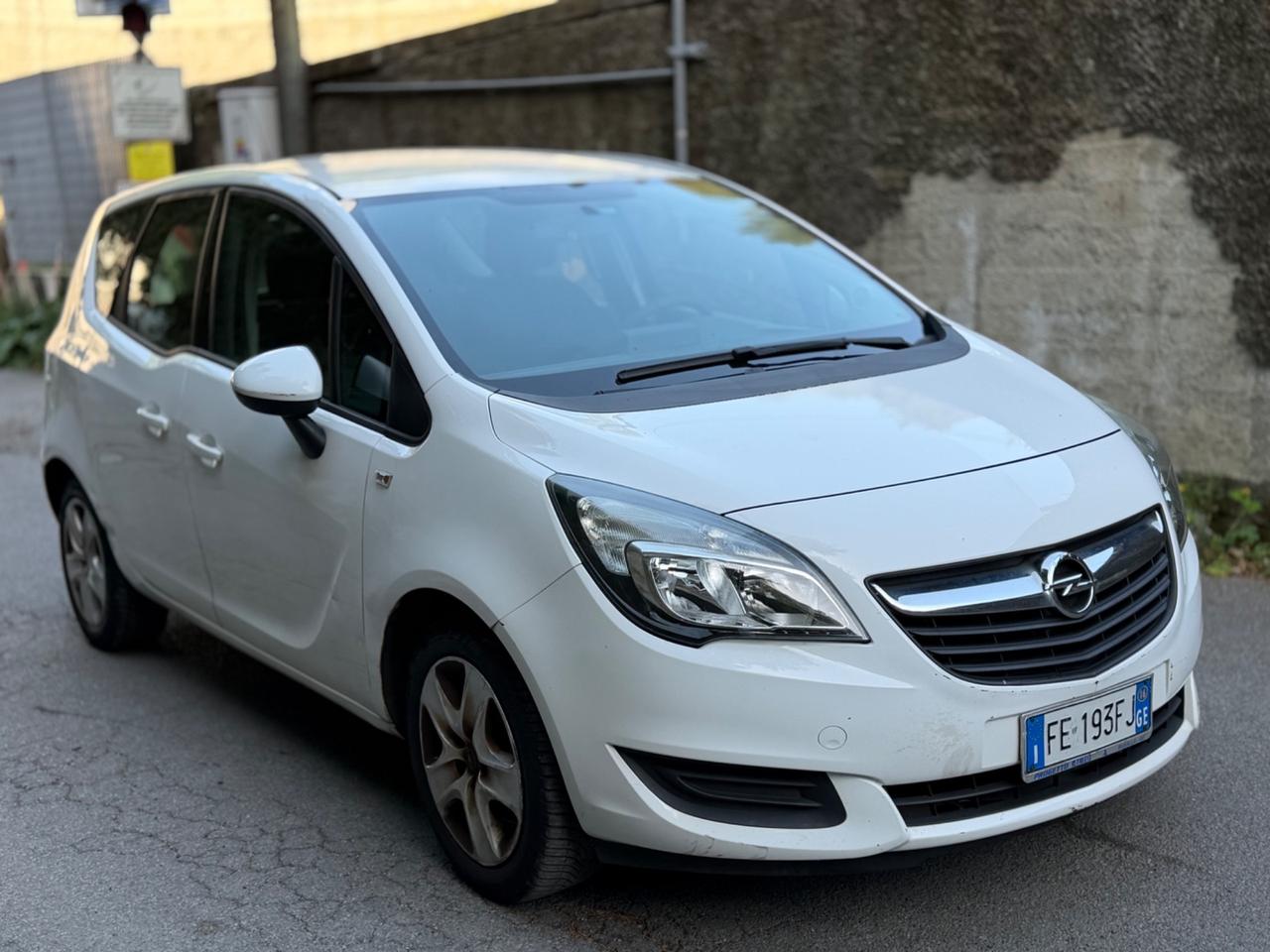 Opel Meriva 1.6 CDTI 95cv euro6 - 2016 neopatentato