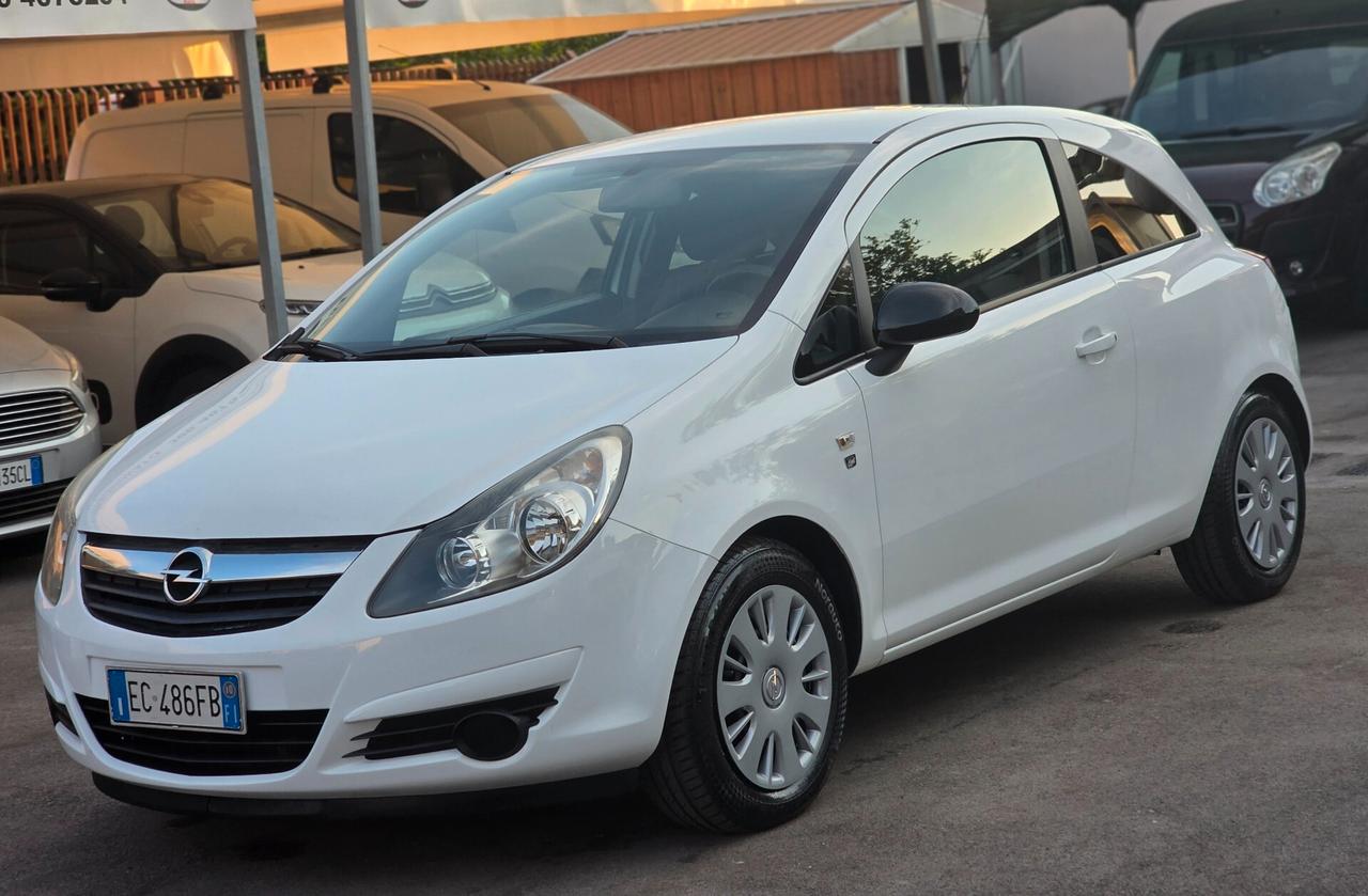 Opel Corsa 1.2 80CV 3 porte GPL-TECH Edition