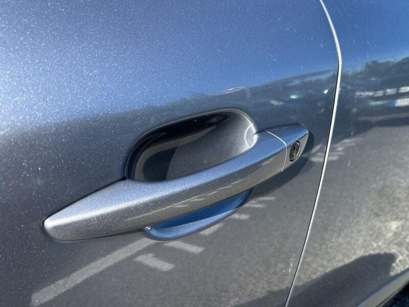 Peugeot 2008 II 2023 1.2 puretech Allure s&s 100cv