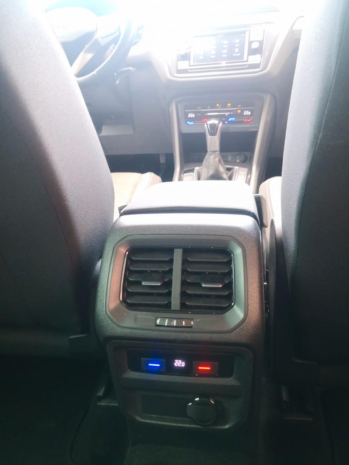 Volkswagen Tiguan 2.0 TDI 150 CV SCR DSG Life ***TAGLIANDI VW***
