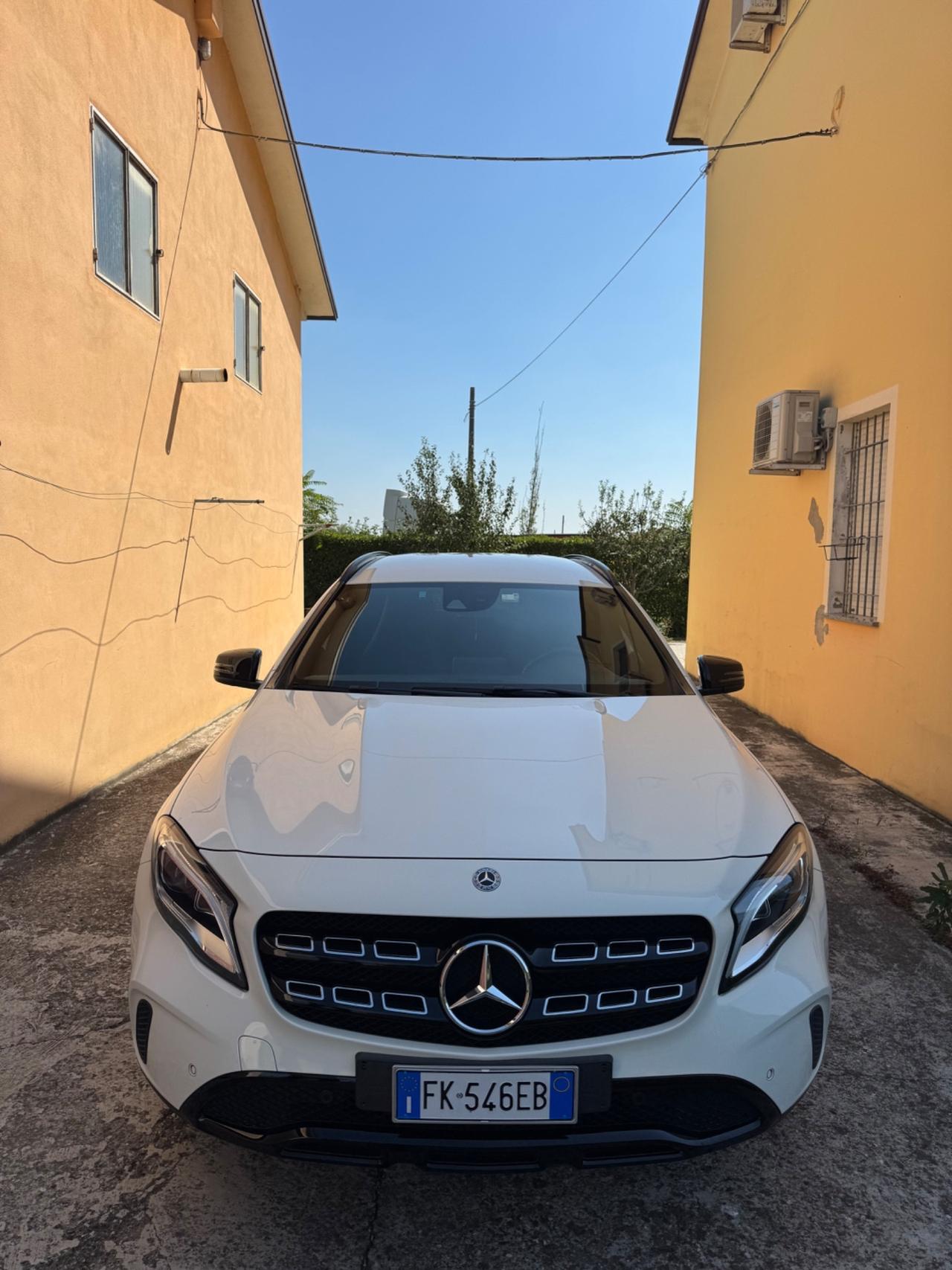 Mercedes-benz GLA 200 d Automatic Premium