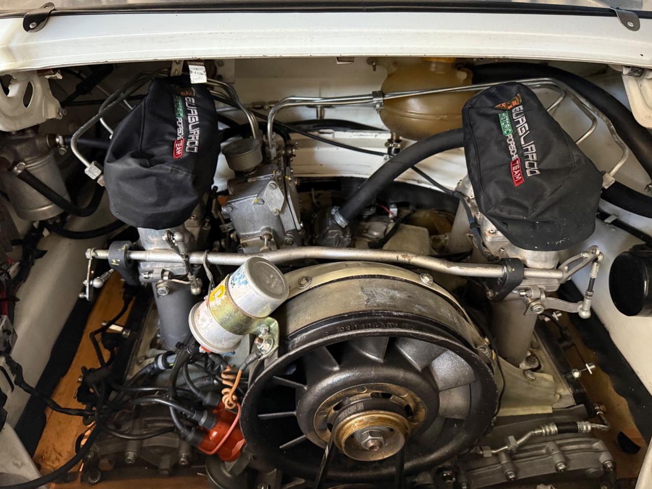 Porsche 911 sc gruppo 4