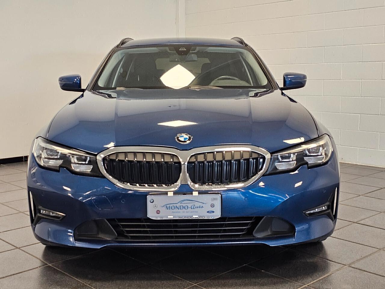 Bmw 320d xDrive 48v Touring Business Adv. 190cv