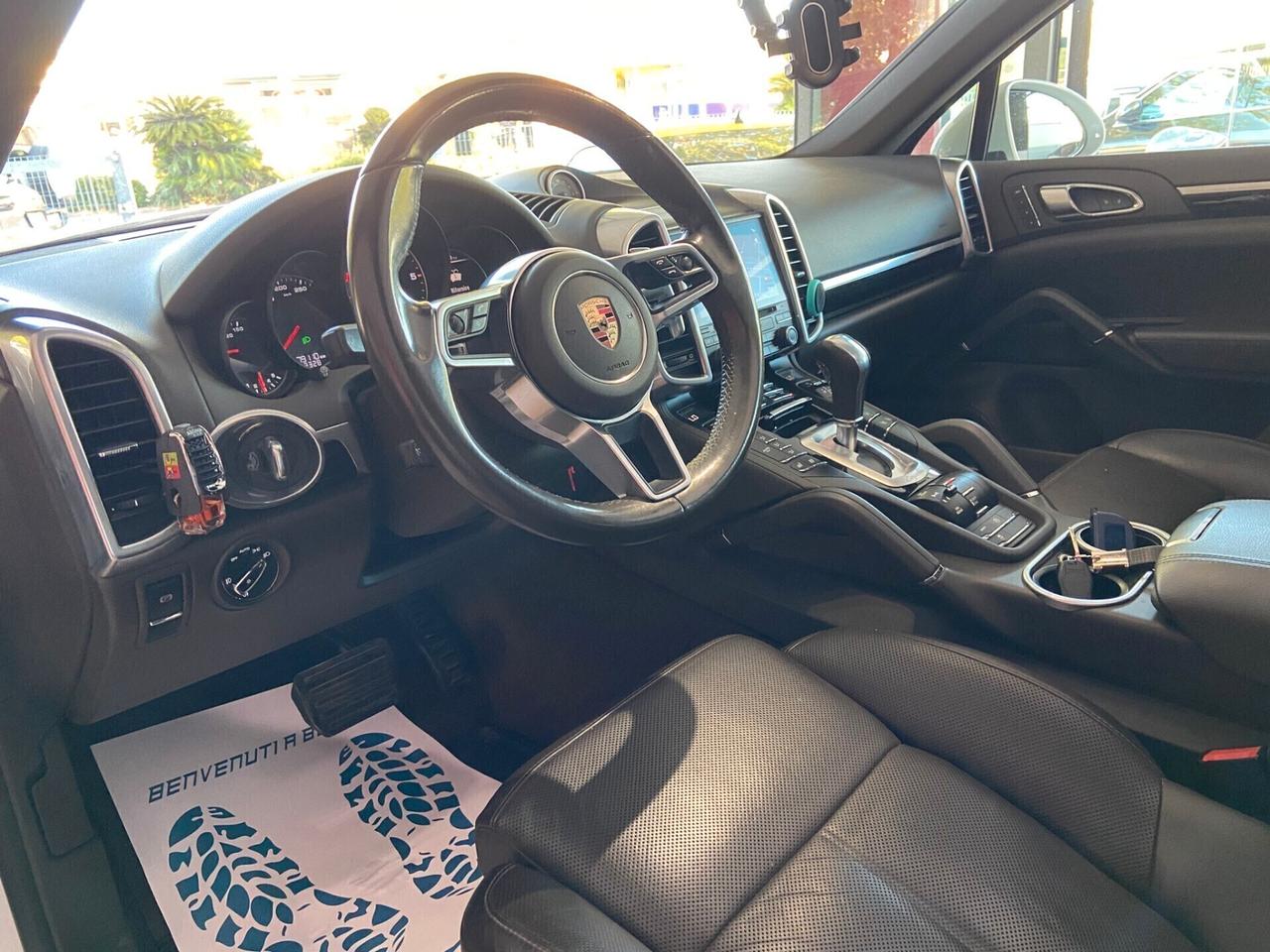 Porsche Cayenne 250CV 3.0 Diesel