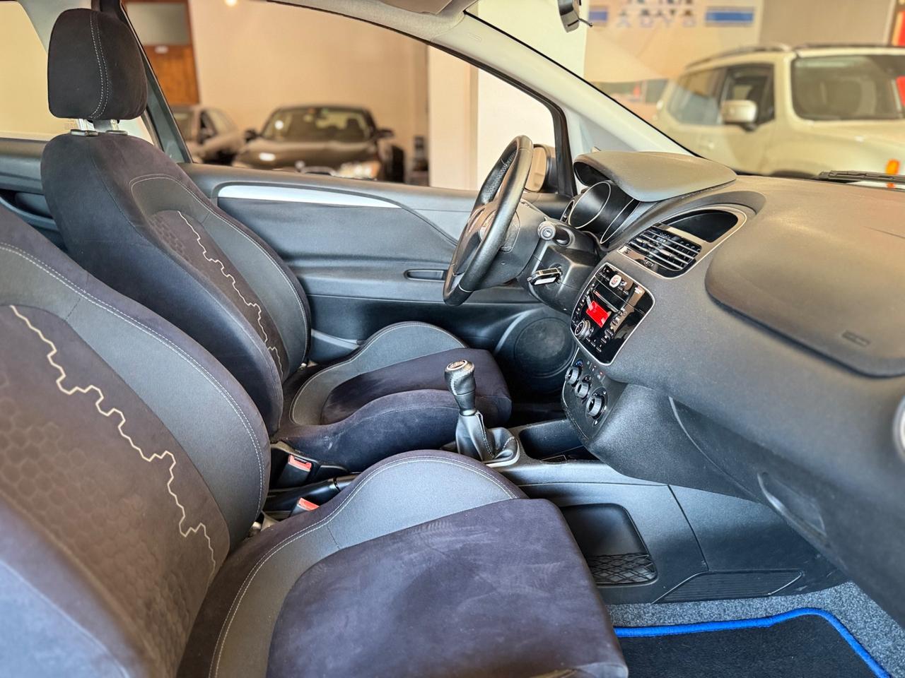 Fiat Punto 1.3 MJT II 75 CV 3 porte Street