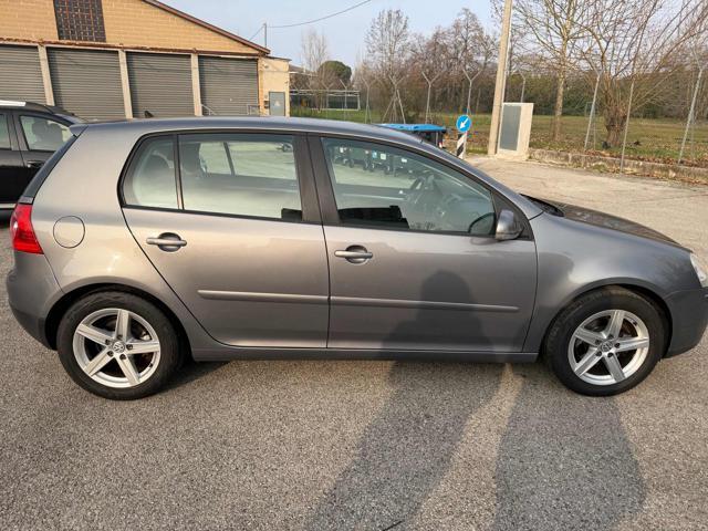 VOLKSWAGEN Golf 1.6 5p. BENZINA/GPL senza nessun lavoro da fare