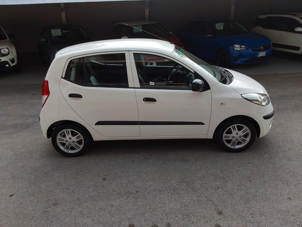 Hyundai i10 1.1 12V 65CV Active
