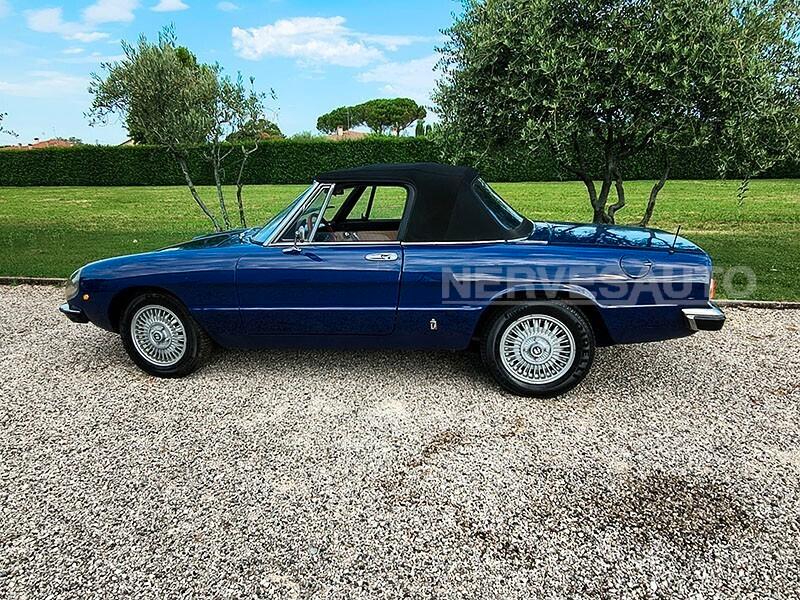 Alfa Romeo Spider Duetto 2000 Blu Interni Beige 1974