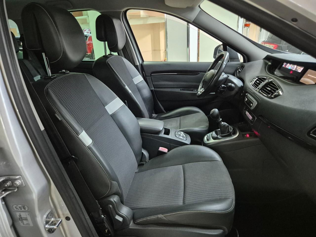 Renault Scenic X-Mode 1.5 dCi 110 CV Luxe-Privilege