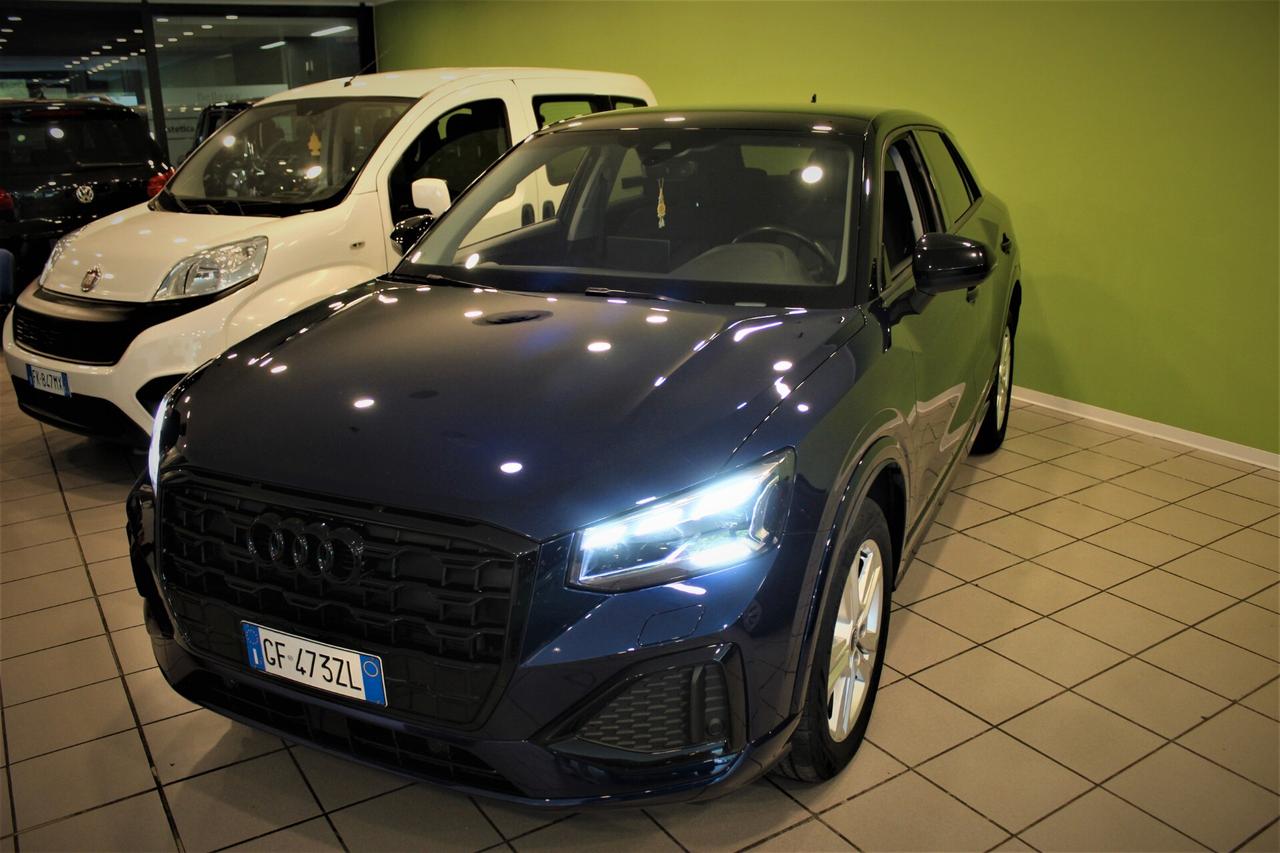 Audi Q2 35 TDI quattro S tronic Business