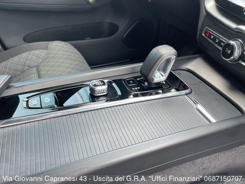 Volvo XC60 XC60 B4 automatico Core