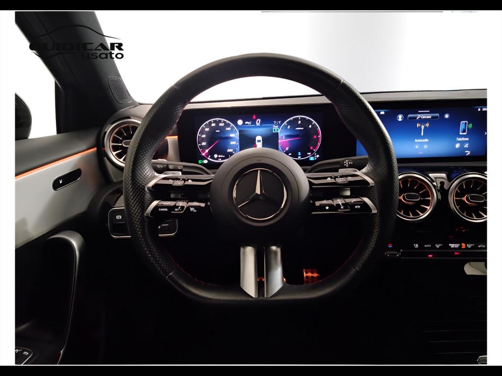 Mercedes-Benz Classe A - W177 2023 - A 180 d AMG Line Advanced Plus auto
