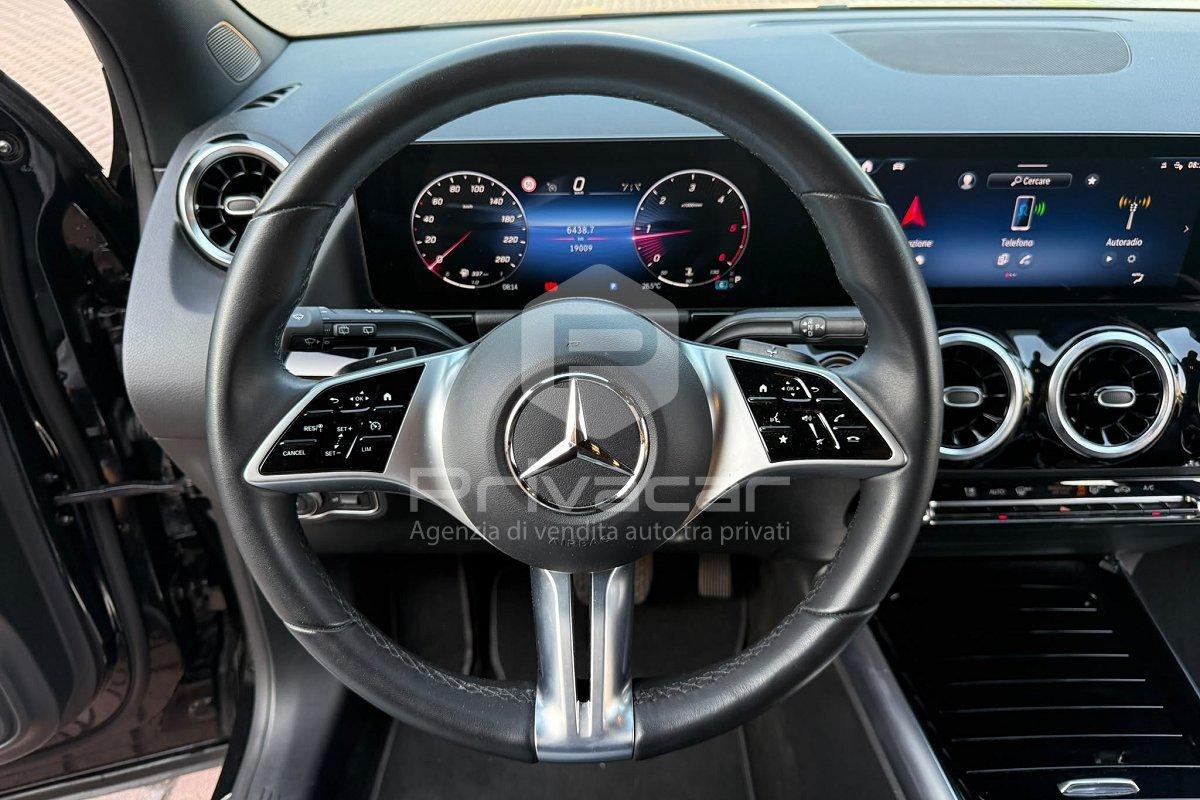 MERCEDES GLA 180 d Automatic Progressive Advanced