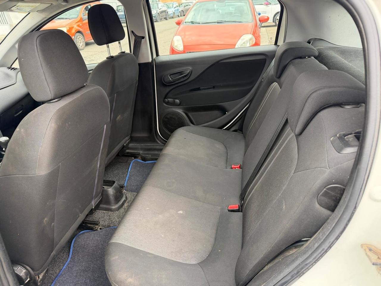 Fiat Punto 1.2 8V 5 porte Lounge