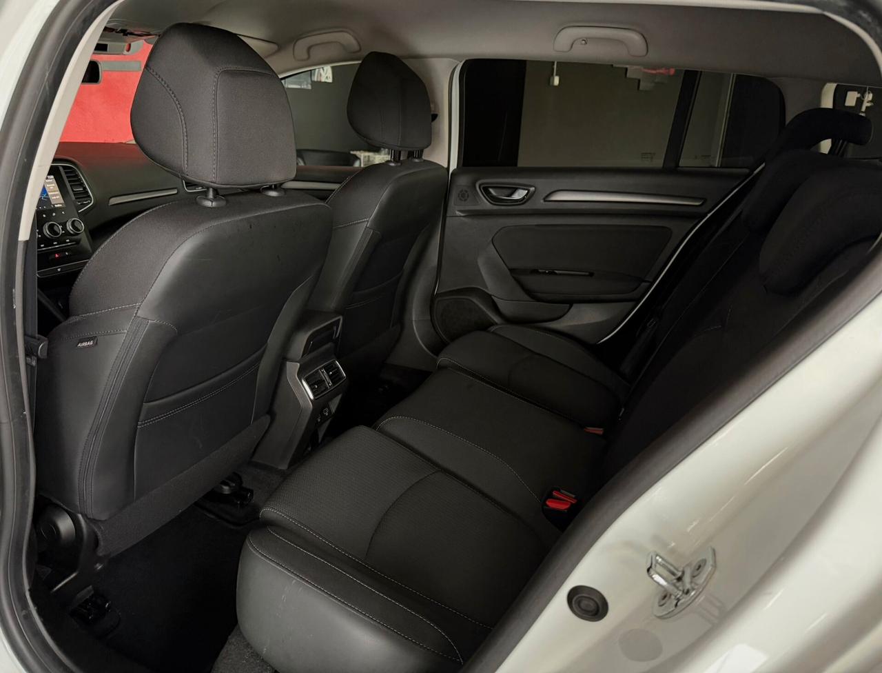 Renault Megane Mégane Sporter Blue dCi 115 CV EDC Business