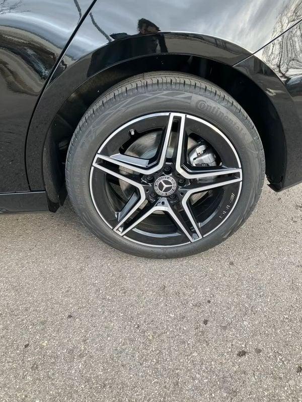 Mercedes-Benz Classe A A 250 e hybrid EQ AMG Line Advanced Camera Mbux Led Multibeam