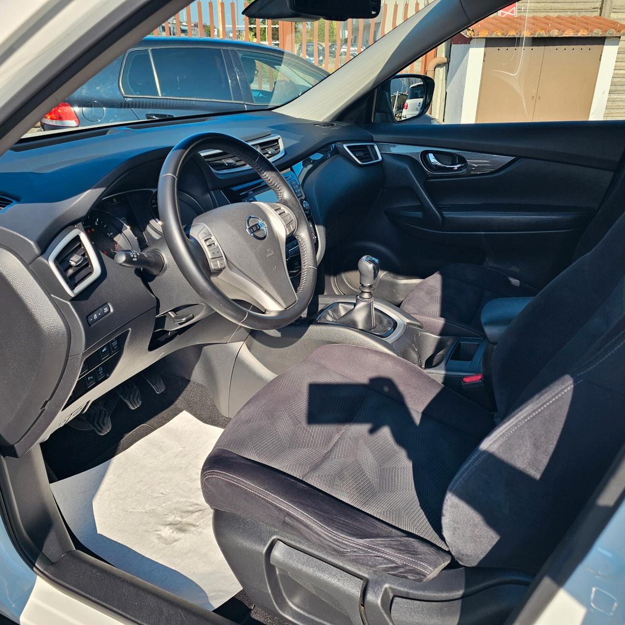 Nissan X-Trail 1.6 dCi 2WD Tekna
