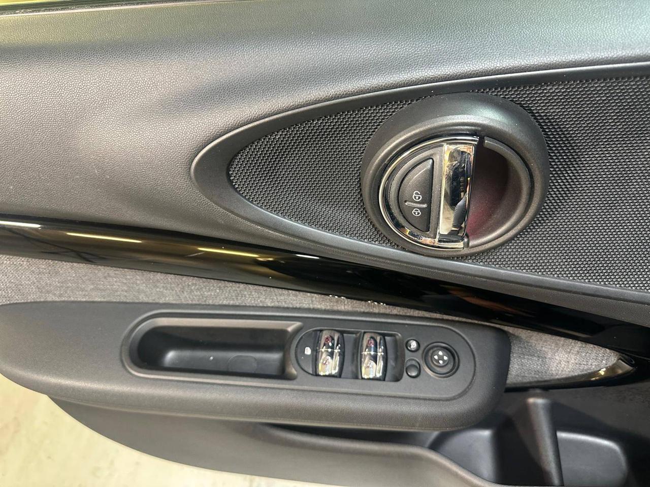 MINI Clubman Cooper D Business