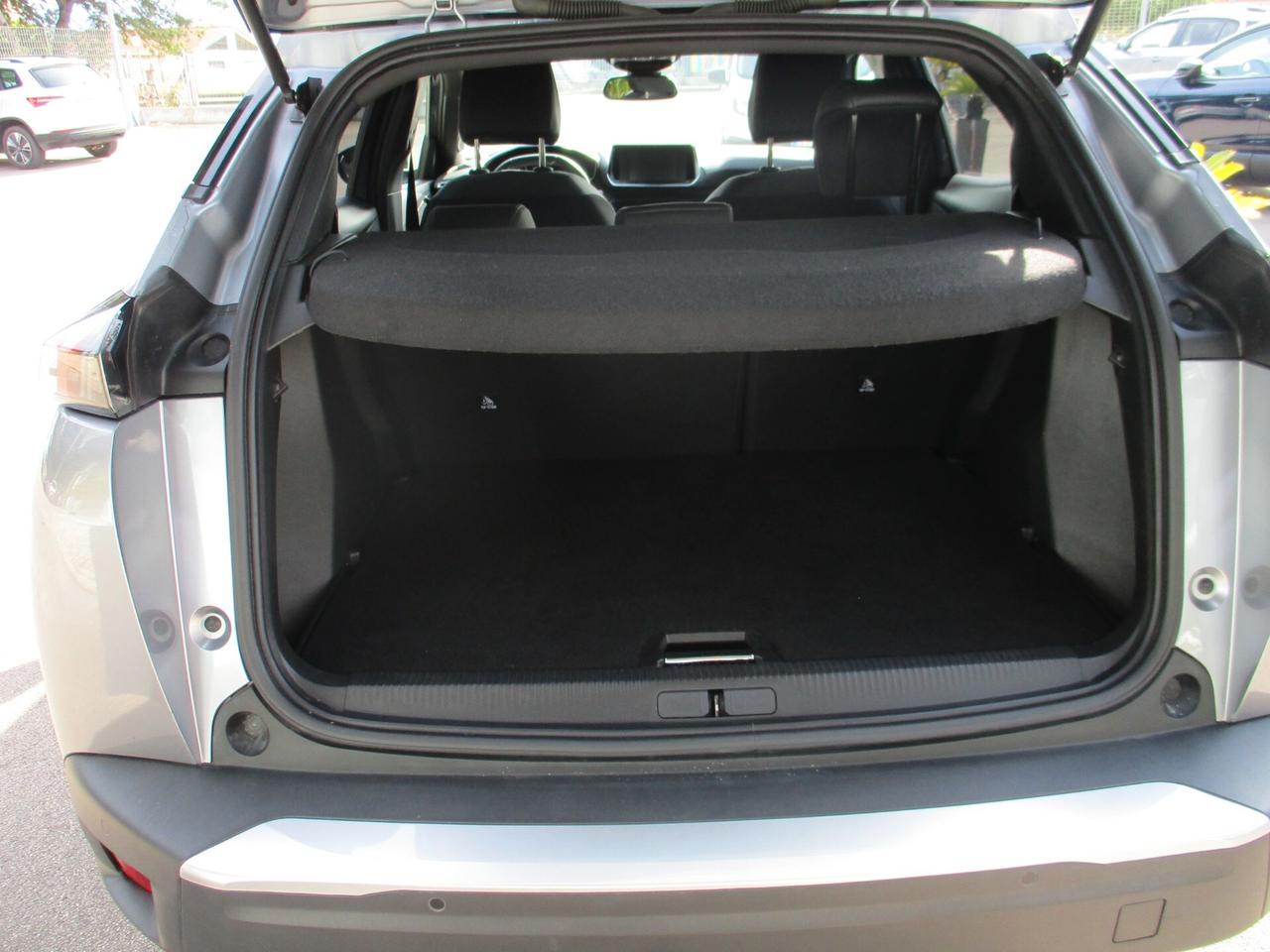 Peugeot 2008 PureTech 130 S&S Allure Pack