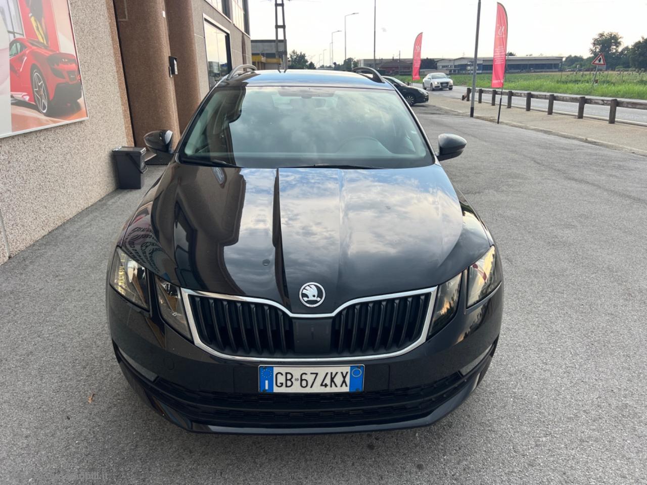 SKODA Octavia 2.0 TDI 150CV DSG Wag. Executive IVA ESPOSTA