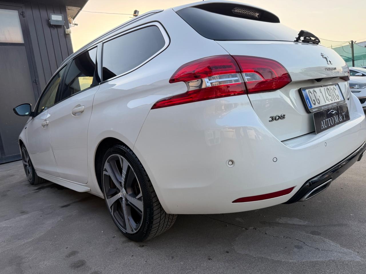 Peugeot 308 PureTech Turbo 130 S&S EAT8 SW GT
