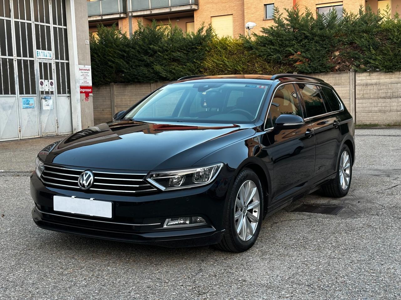Volkswagen Passat Variant 2.0 TDI DSG Business BlueMotion Tech