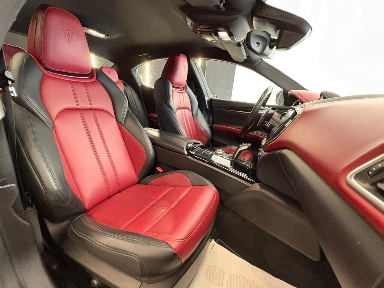 Maserati Ghibli 3.0 250 CV RIBELLE (1/200)