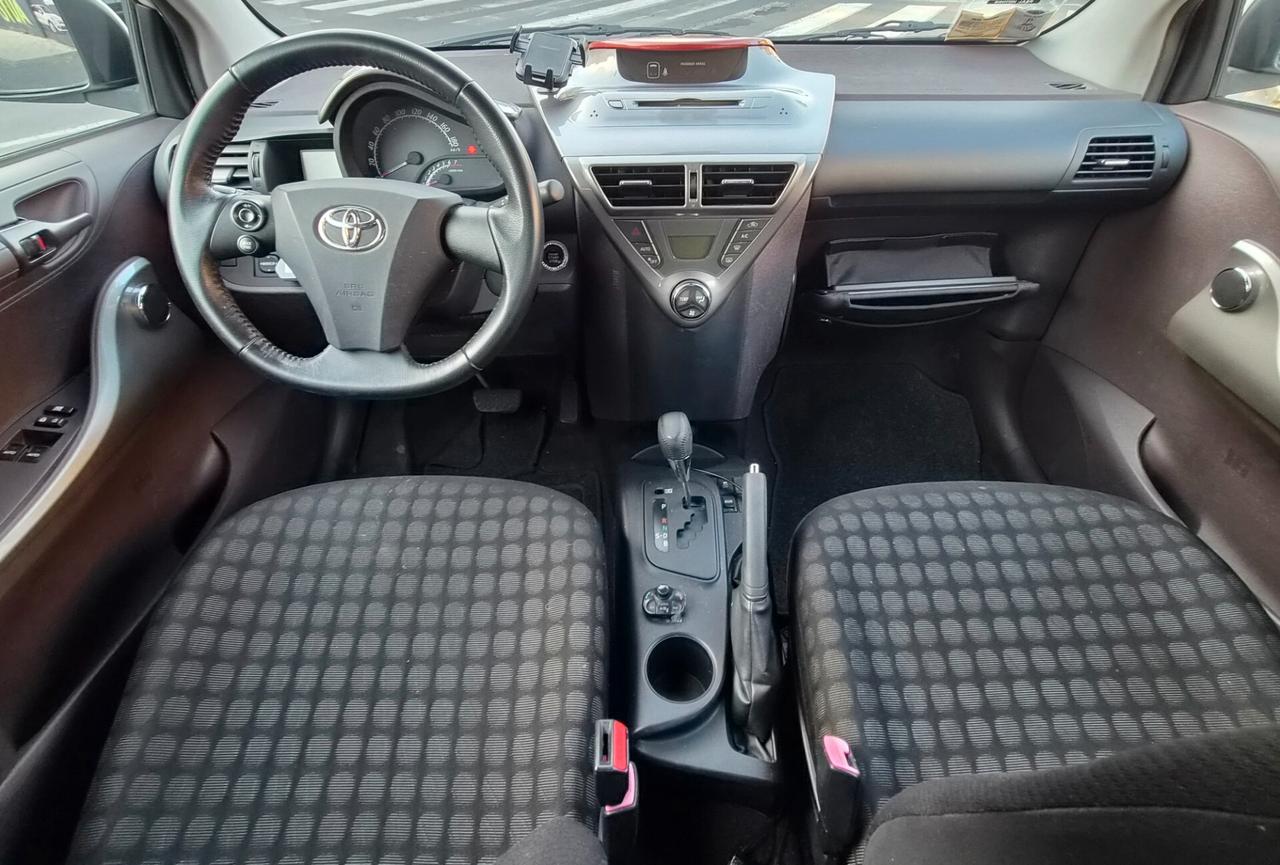 Toyota iQ 1.0 Multidrive