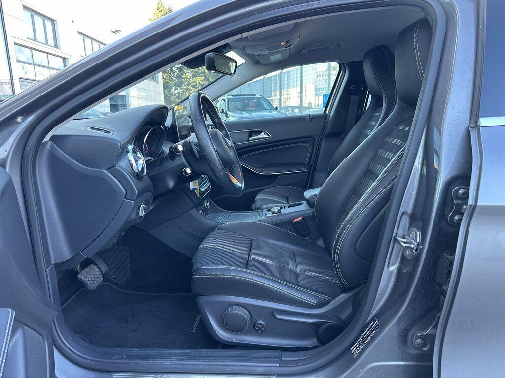 Mercedes GLA 180 180 Sport 7G-DCT